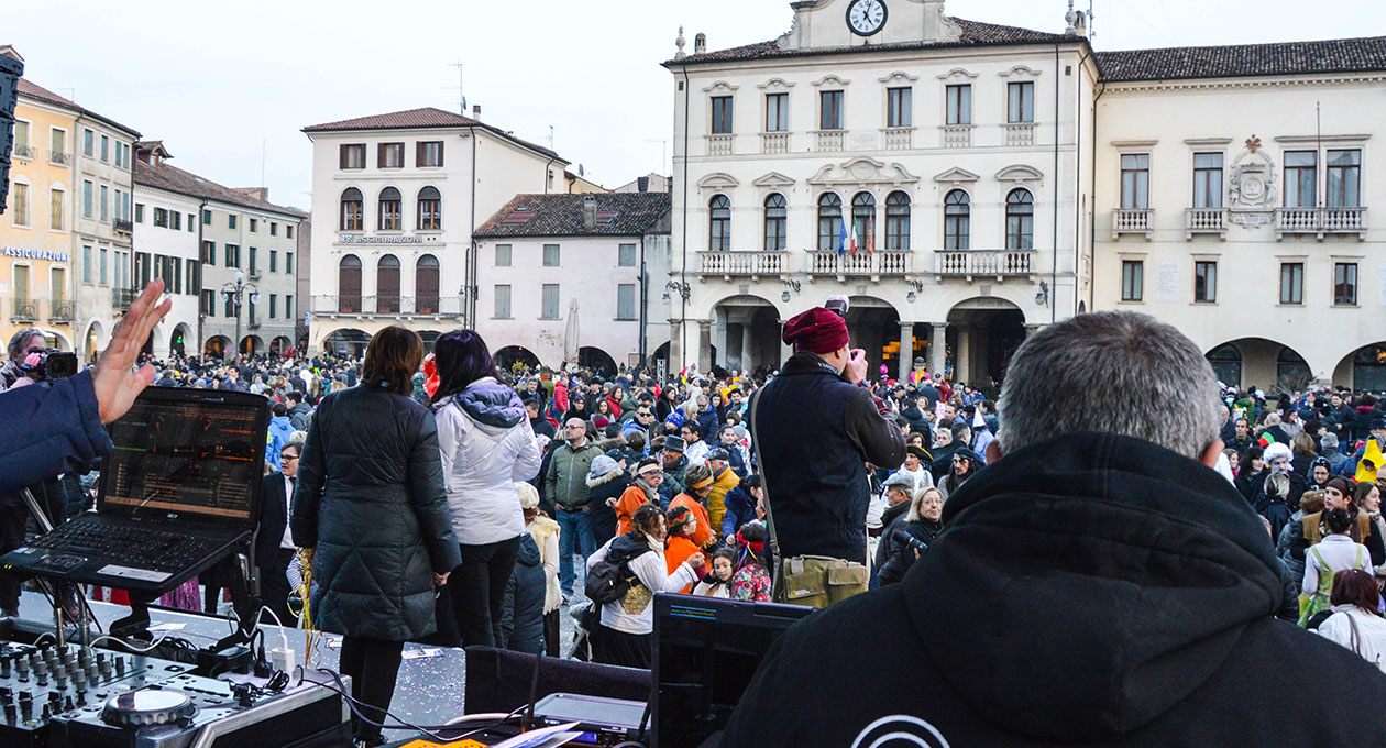 amplificazione carnevale tecnosound este palco padova veneto service